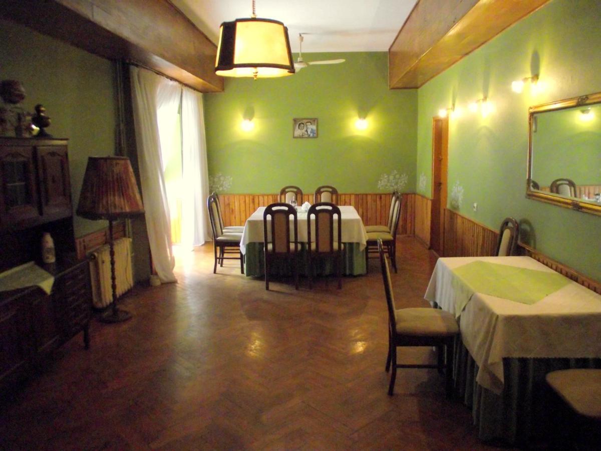 Zajazd Grodek Bujak Robert Naclegi I Restauracja Grodkow  Ngoại thất bức ảnh